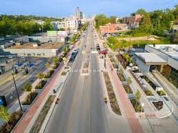Avenues of Ingersoll and Grand
